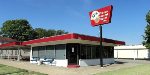 G's Frozen Custard Store Front
